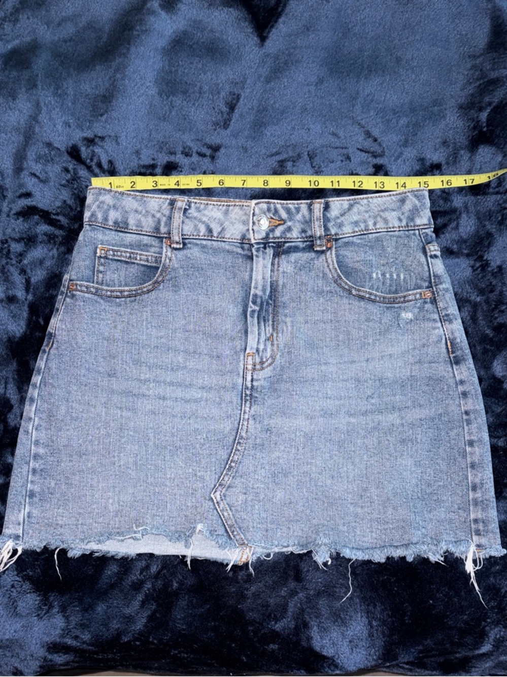 wild fable Light Blue Denim Mini Skirt with Frayed Hem Size 8